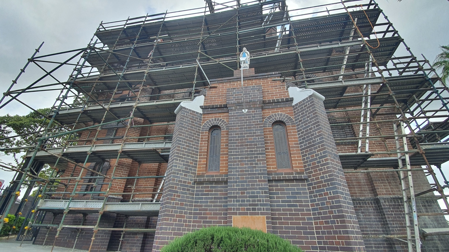 Church scaffold restoration